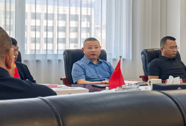 市农业农村局召开畜牧产业高质量发展座谈会
