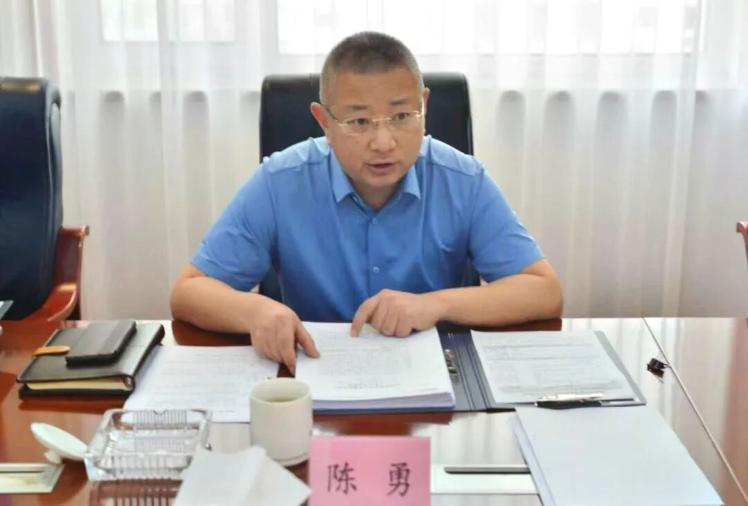 市农业农村局召开局党组（扩大）会议暨第四季度安全生产形势分析专题会